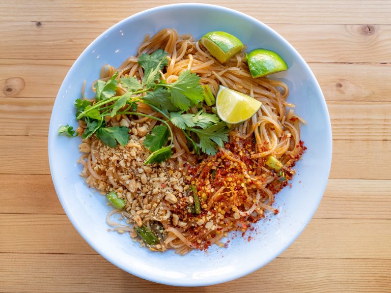 A bowl of pad thai.