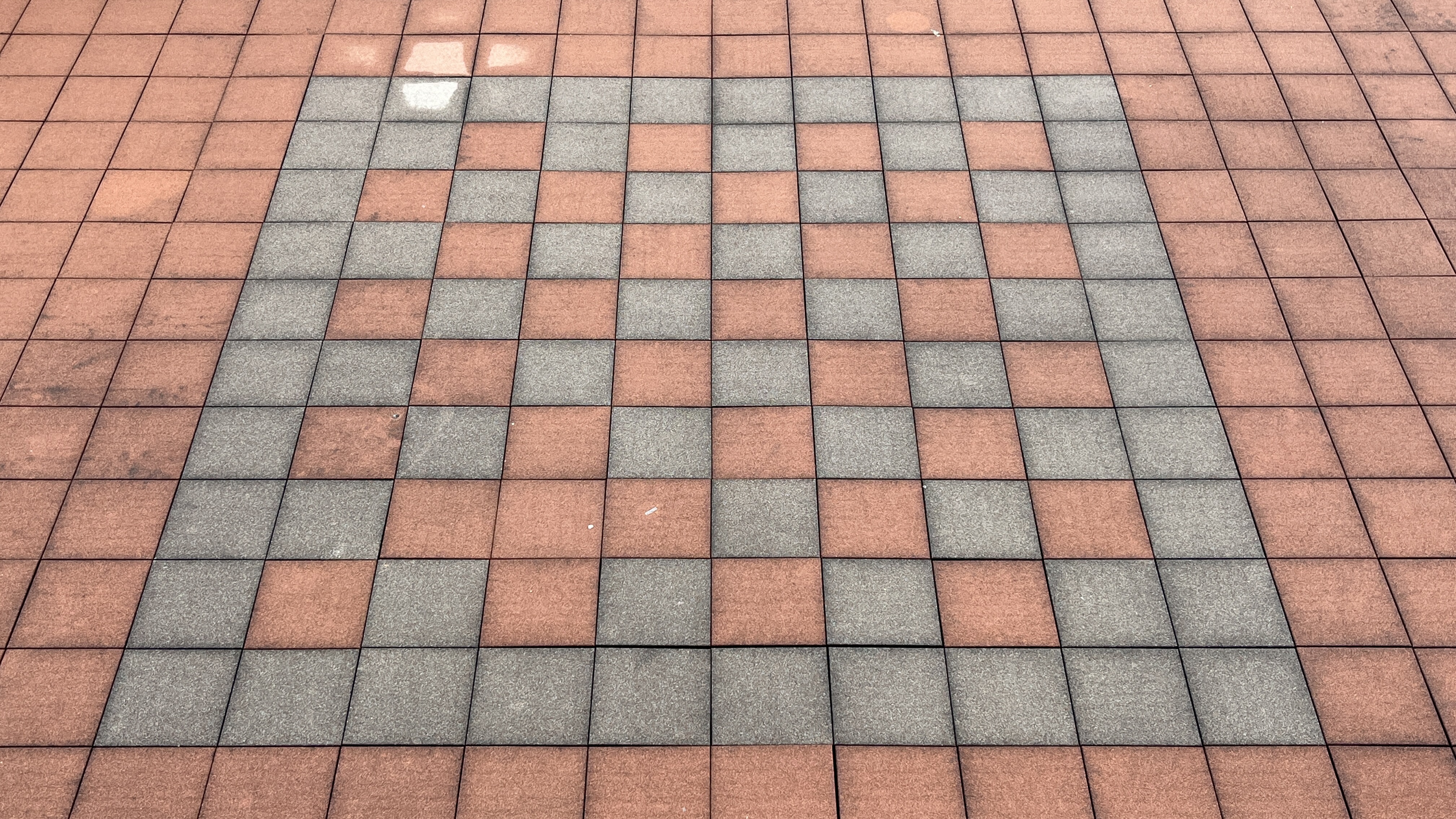 Pool tile