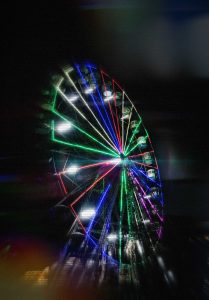 Ferris wheel in night time
