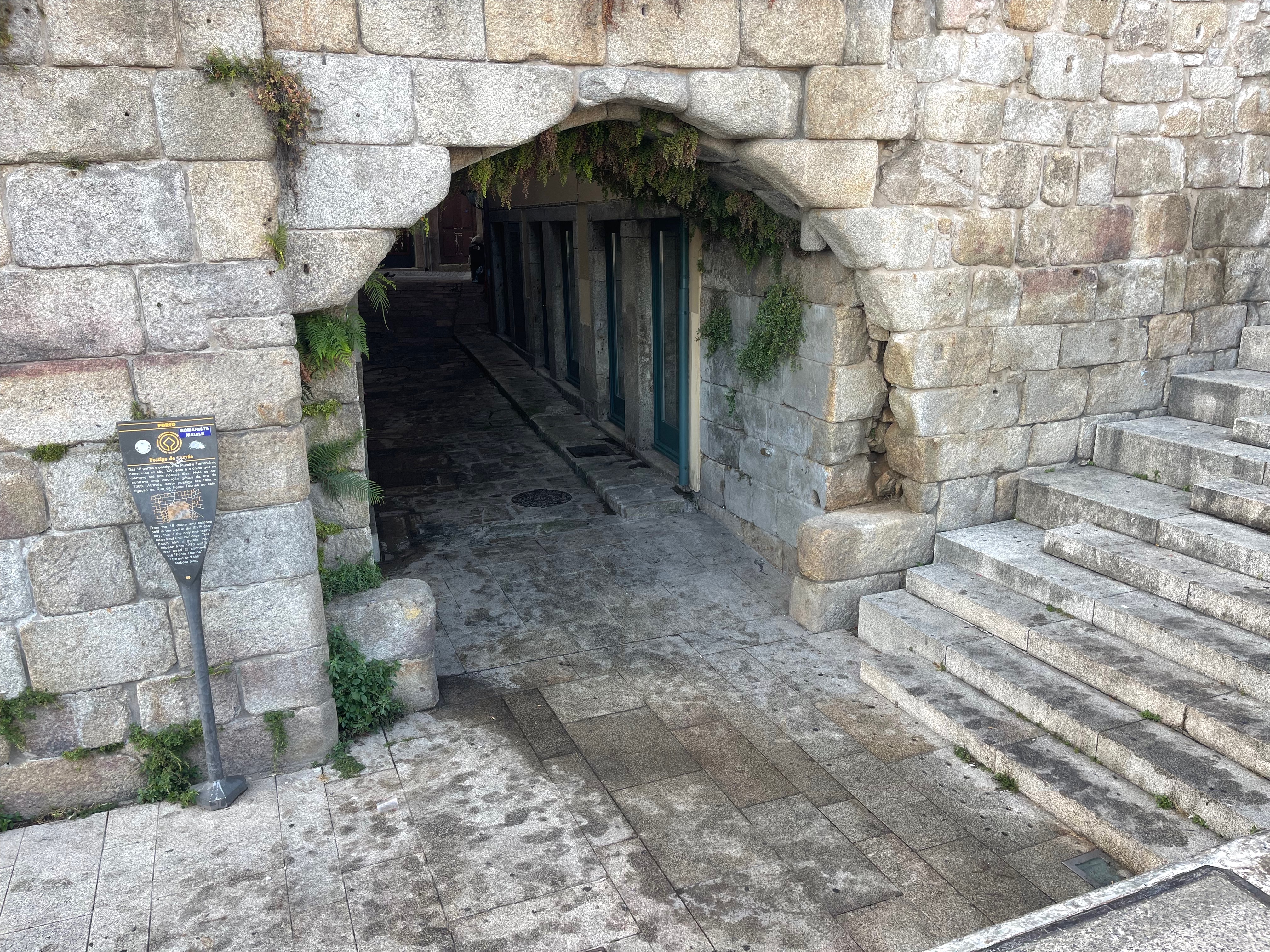 Tunnel in Porto