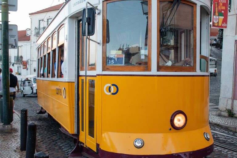 Lisbon yellow tram – Eléctrico de Lisboa