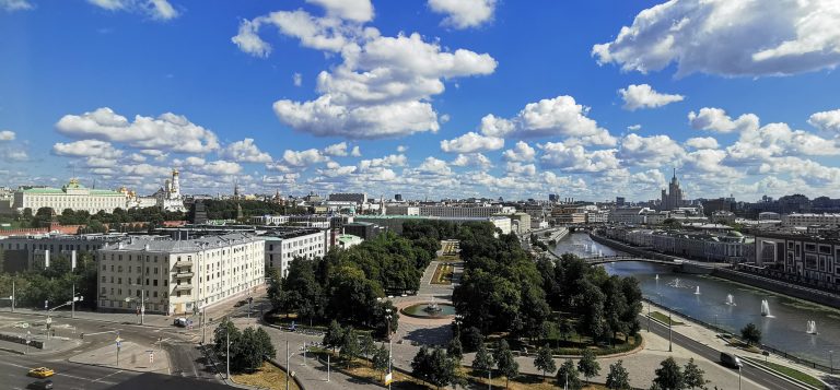 Bolotnaya square summer