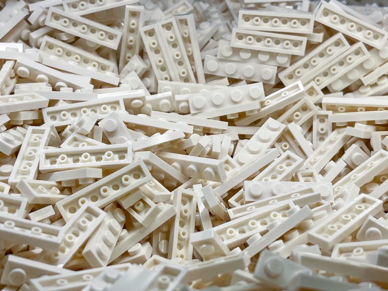 White LEGO pieces