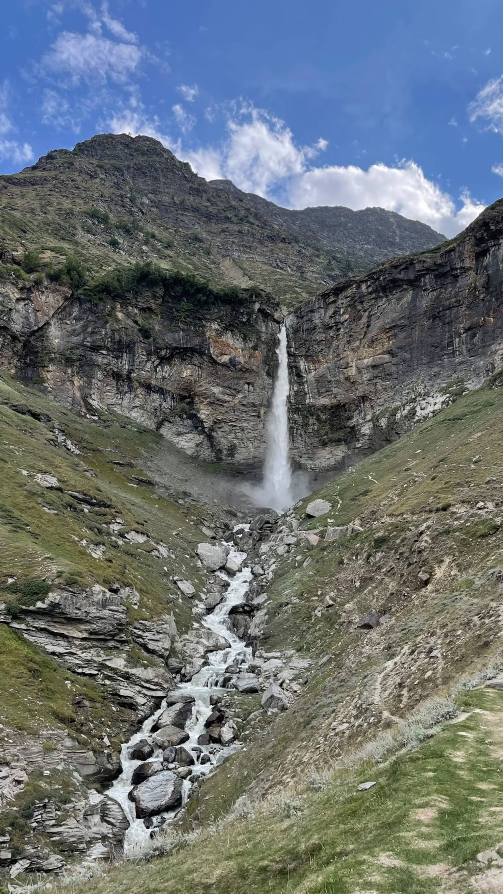 This is the beauty of Himachal Pradesh, India.