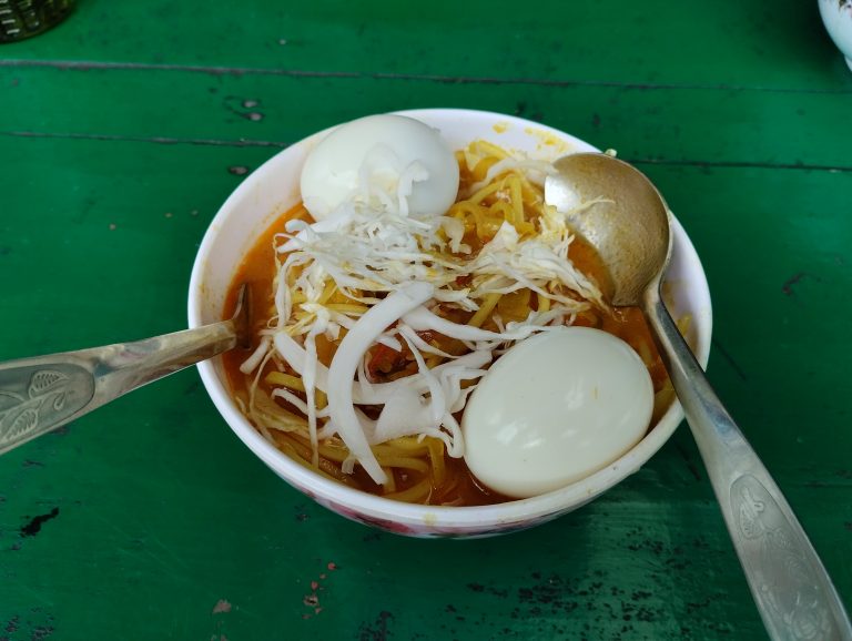 Thukpa, Street food, Dhampus