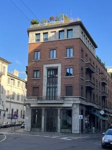 View larger photo: Building front, Milan, Italy