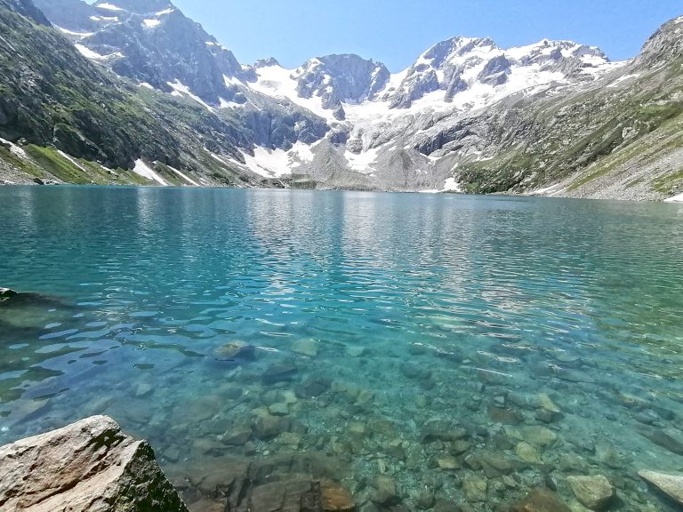 Katora Lake is an alpine glacial lake located in the upper reaches of Jahaz Banda, Pakisitan.