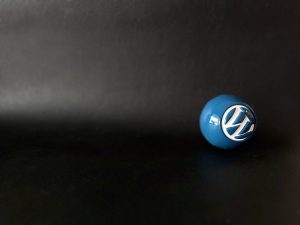 WordPress Blue Ball Wallpaper Collection: Single ball and black background
