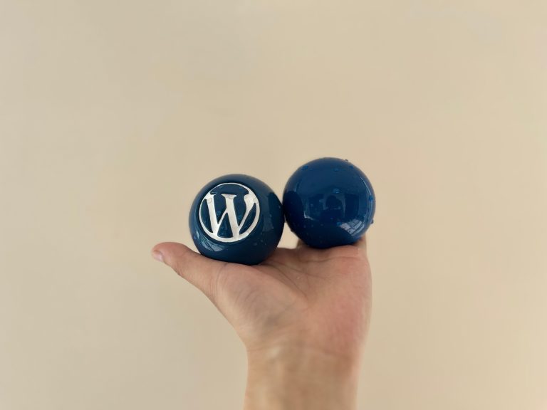 WordPress Blue Ball Wallpaper Collection: Two balls in palm