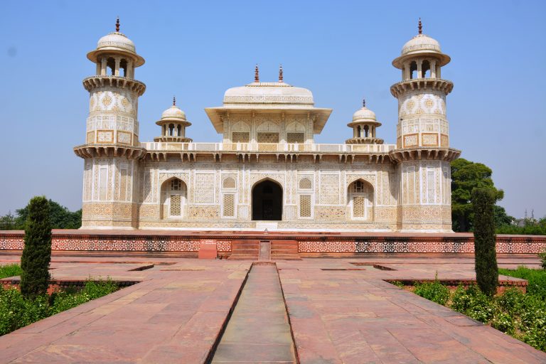 Tomb of I’timād-ud-Daulah(The Lord treasurer). This mausoleum is also known as Baby Taj. As per the folklore, this building’s structure was an inspiration for the Taj Mahal. This is the tomb of Mirza Ghiyas Beg (a Mughal nobleman) and his wife Asmat.