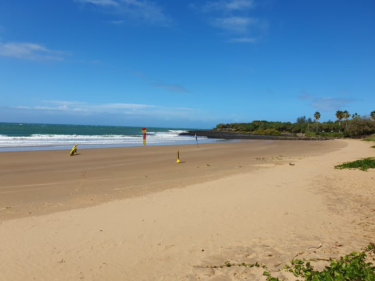 Bundaberg, Bundaberg Life Savers Club, Beach, Swim between the flags