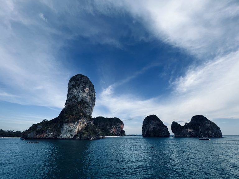 Experience the serene majesty of Thailand’s Railay Beach