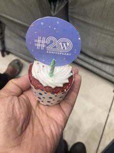A mini cake which was distributed on the WP20 celebration
