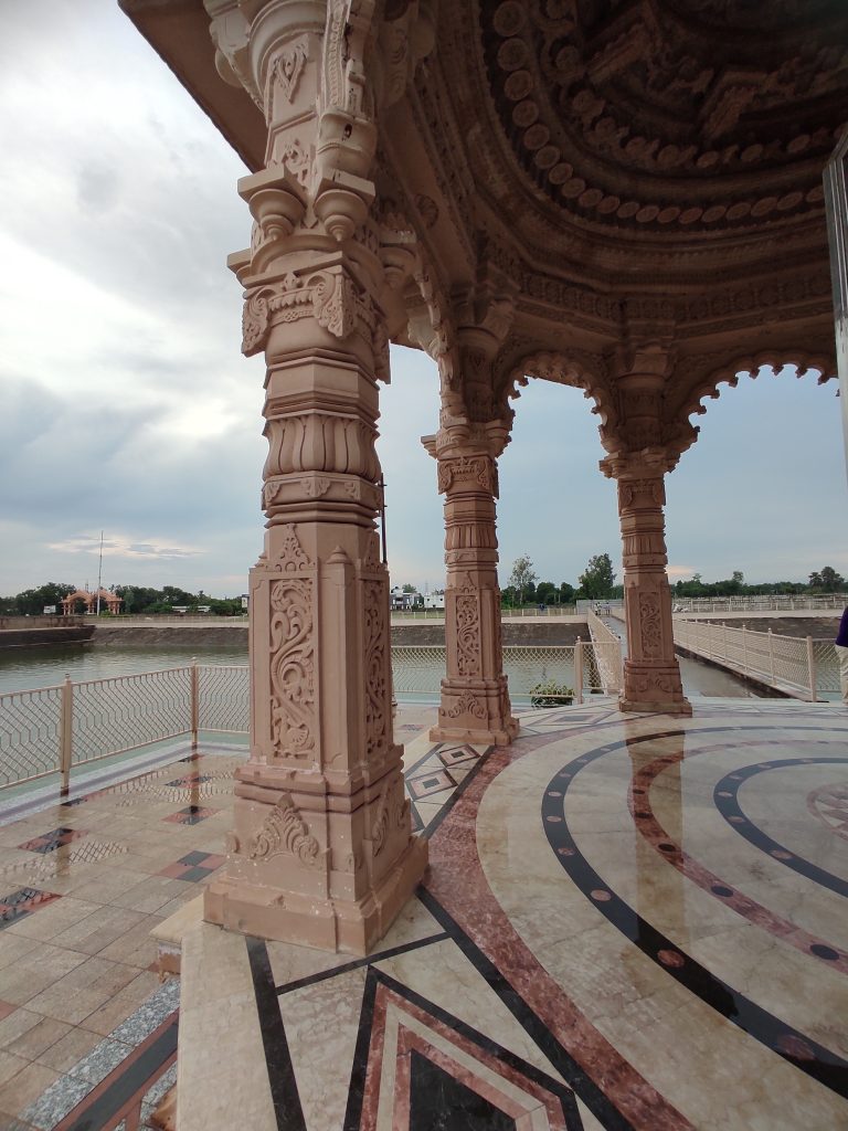 A beautiful lake located at Vadtal in Gujarat, India.