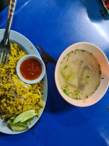 A plate full of rice in Pattaya Thai street food.
