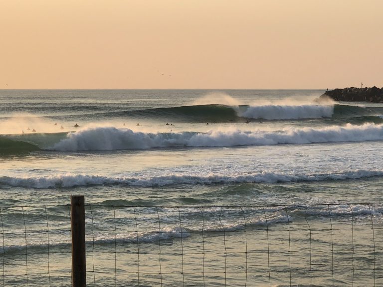 Duranbah Beach, often referred to as “D-Bah” by locals, is a renowned surfing destination located on the Gold Coast of Australia