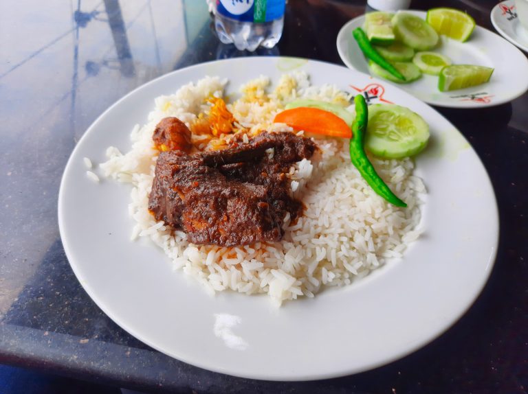 A delectable dish where steamed rice is seen to be served with beef curry cooked with ‘Chui Jhal,’ one of the most popular and unique spices in the southwestern region of Bangladesh.