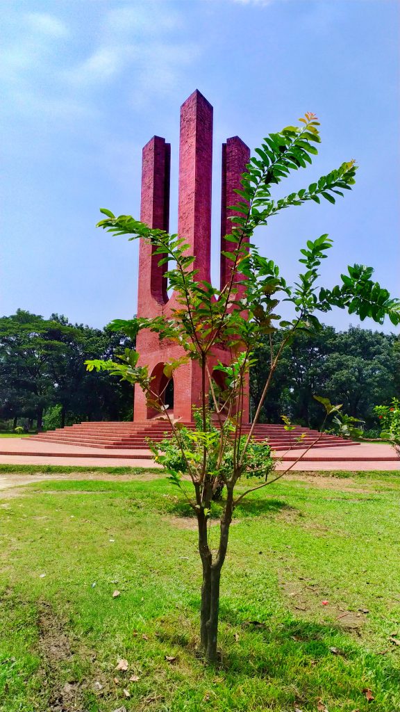 Honouring Ju Shahid Minar, a symbol of freedom and courage. We salute their immense contributions! #FreedomFighter #VictoryContributors #RespectAndSalute #BangladeshiHeroes #JushahidMinar