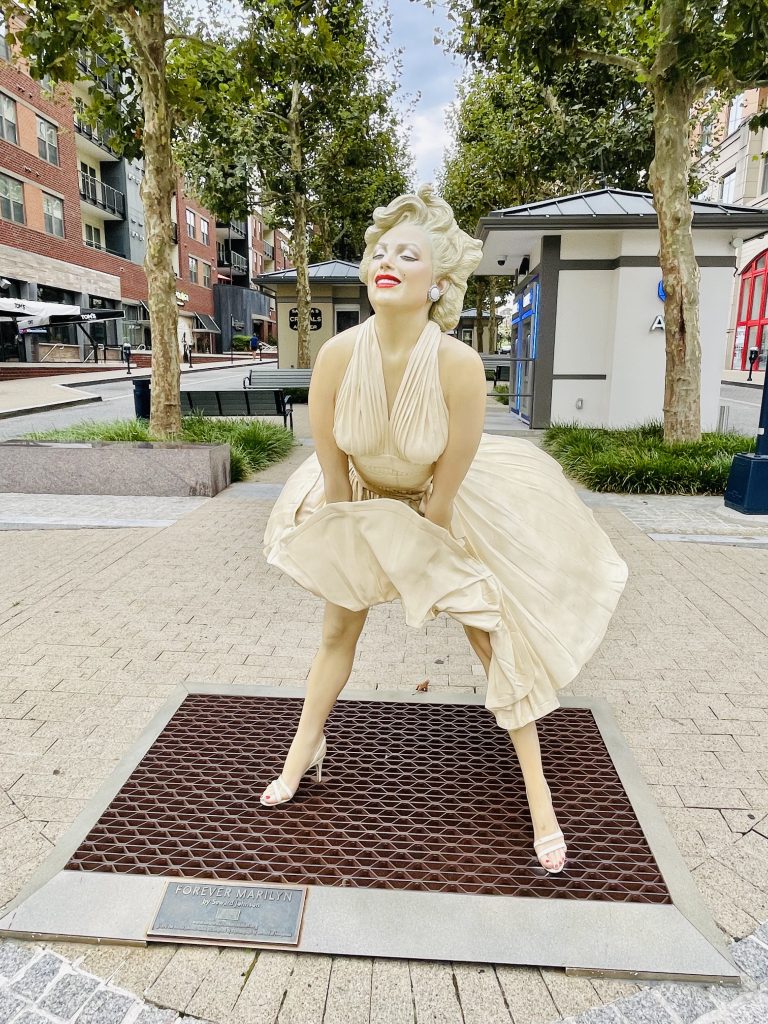 Statue of Marilyn Monroe. From National Harbor, Maryland, United States.