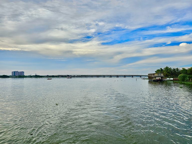 A long view of Cochin backwaters & Goshree bridges. From Ernakulam, Kerala.