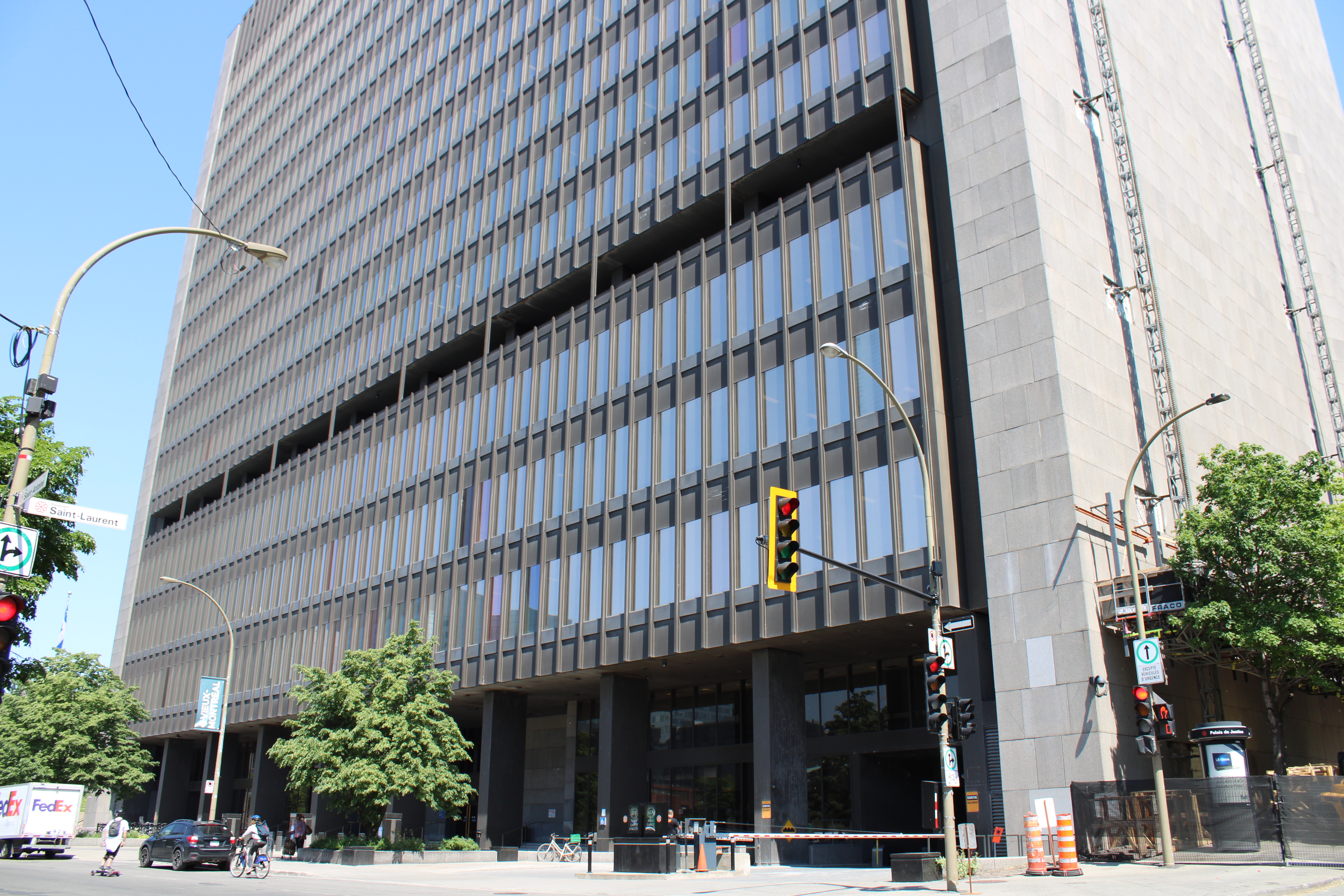 Montreal court house building, Palais de Justice Montreal 