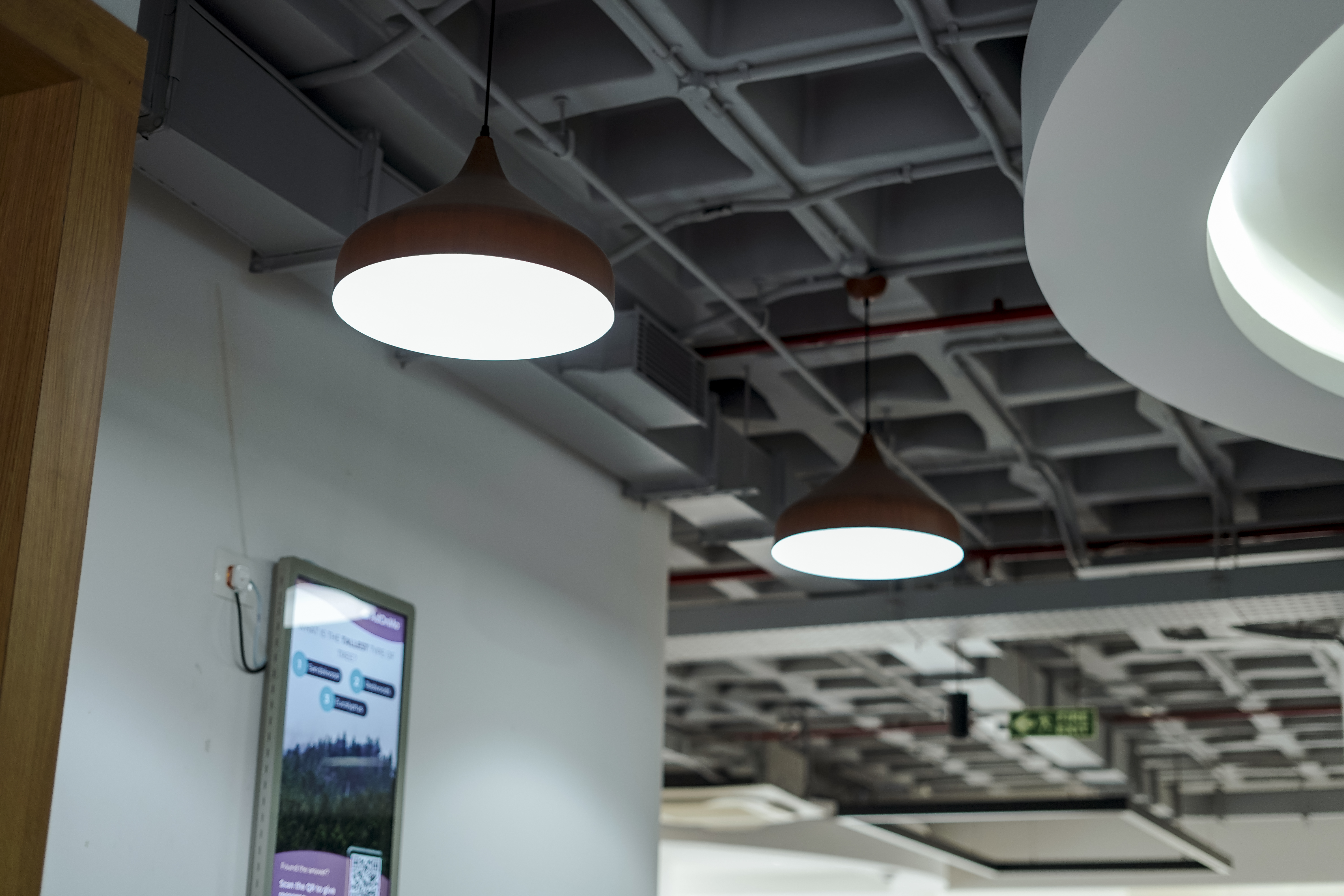 Co working space sealing with round lights