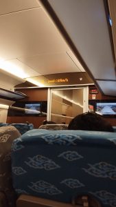 大视图照片:高频铁路从雅加达到万隆