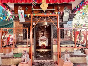 Trikanya Balmandir Temple Statue!