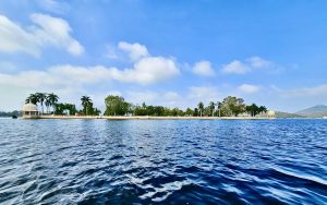 A long view of Nehru Garden. An small island in Fateh Sagar Lake, Udaipur, Rajasthan.