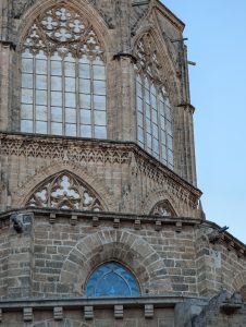 View larger photo: church in valencia, spain