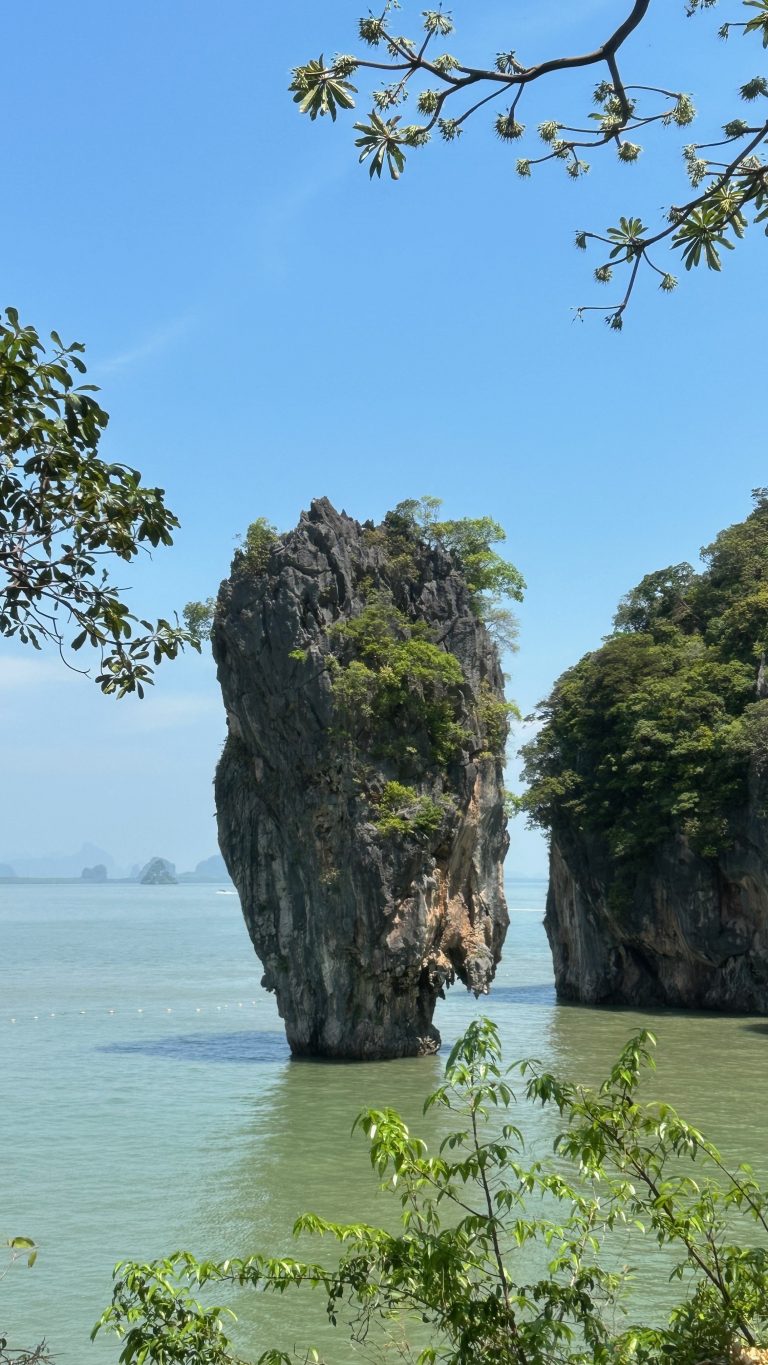 A distant view of James Bond Island in Thailand.
#JamesBondIsland #Thailand #Island