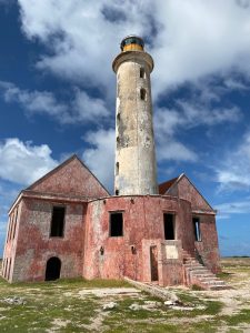 Abandoned pink lighthouse with its 22 meters tall tower on the uninhabited island Klein Curaçao.
