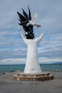 View larger photo: Hand of Peace Sculpture in Kusadasi, Türkiye