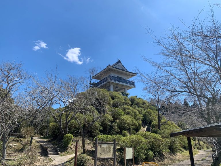 千葉県いすみ市　万木城址公園　展望台　/　Mangi Joshi Park, Isumi City, Chiba Prefecture Viewing platform