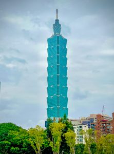 Taipei 101 building rising up from the city. One of the tallest buildings in the world.
