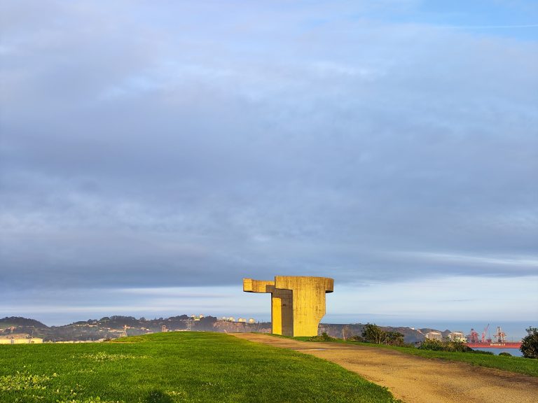 “The praise” construction of Chillida in Cimadevilla (Gijón, Asturias, Spain)