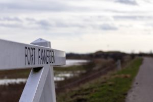 View larger photo: The gate at the road to Fort Pannerden, The Netherlands, with the gate in focus and a blurred background.
