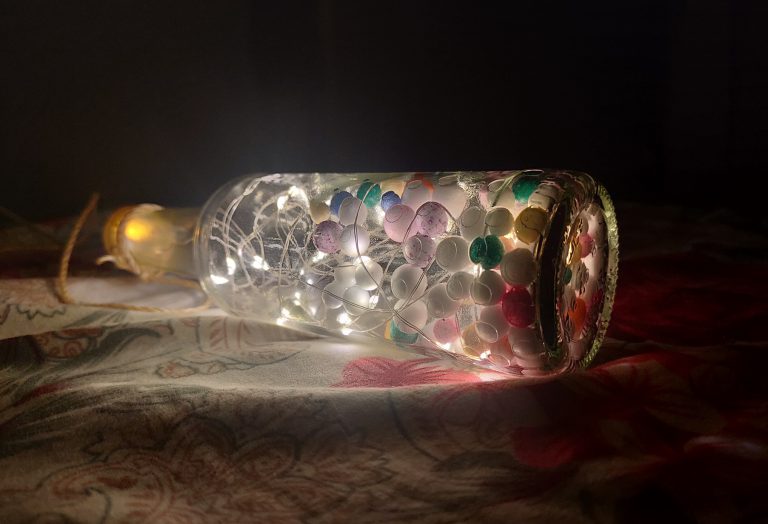 Decorative night lamp (colorful lights in a bottle)