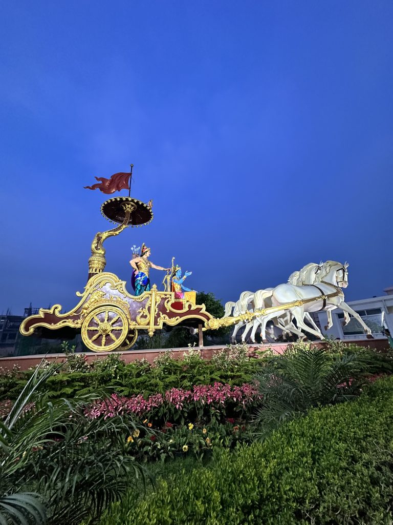 Statue of lord Krishna and Arjun representing the Mahabharat battle of Hindu religion.