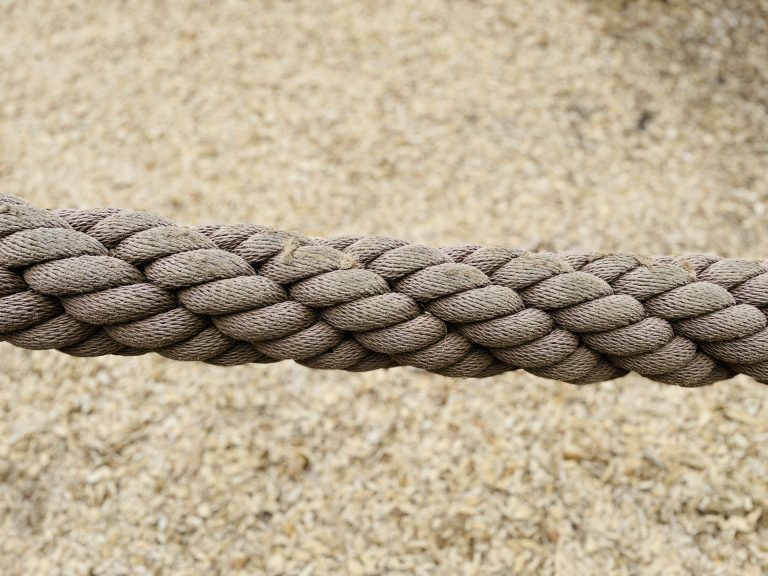 Close-up of a big, spiral rope from the Frankfurt Zoo.