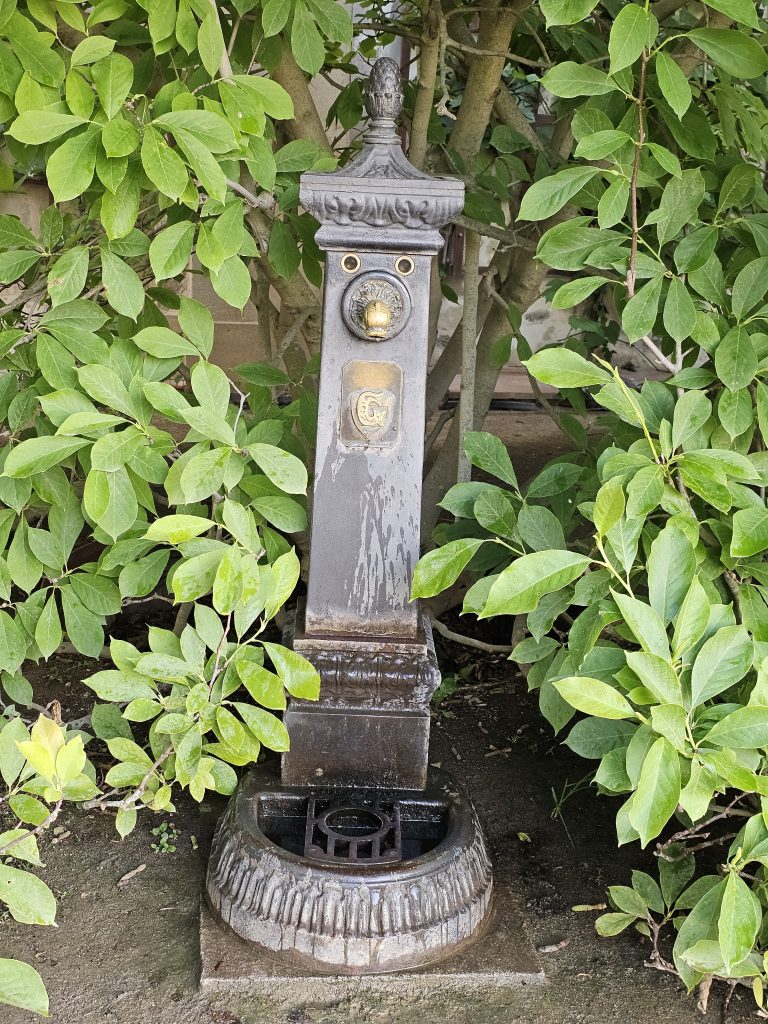 A water tap with automatic censoring. From Waldstein Garden, Prague, Czech Republic.