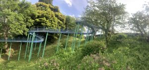 千葉県大網白里市　小中池公園の滑り台
The slide at Konakaike Park in Oamishirasato, Chiba Prefecture