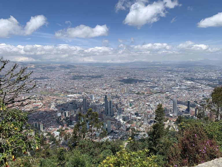 Vista desde cerro Monserrate, Bogotá, Colombia