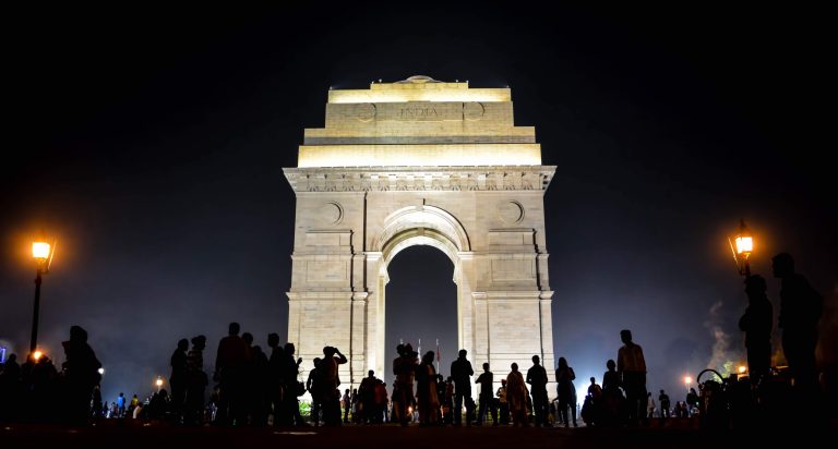 Night view of Gateway of India arch in New Delhi