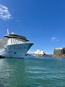 A giant cruise docked by the Circular Quay Harbor!