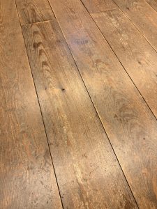 This is a photo of the wooden floor in the multipurpose hall of the historic building at the Kurashiki Story Museum.
