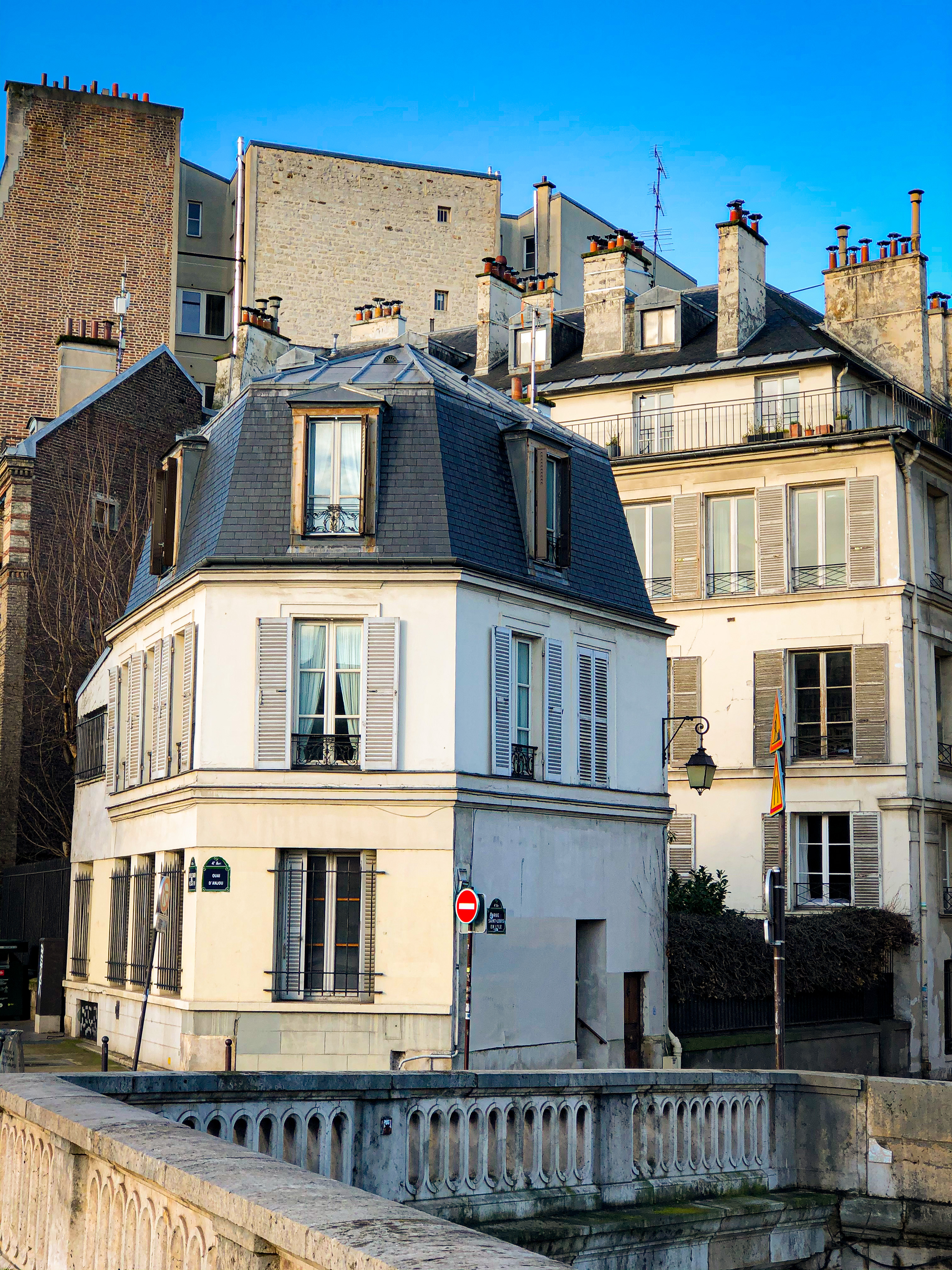 Parisian architecture in the elegant Art Nouveau style.