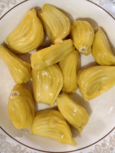 Sweet yellow jackfruit bulbs served on a plate. Jackfruit, locally known as Kathal, is the national fruit of Bangladesh and is widely enjoyed for its rich flavor, aroma, and nutritional value.
