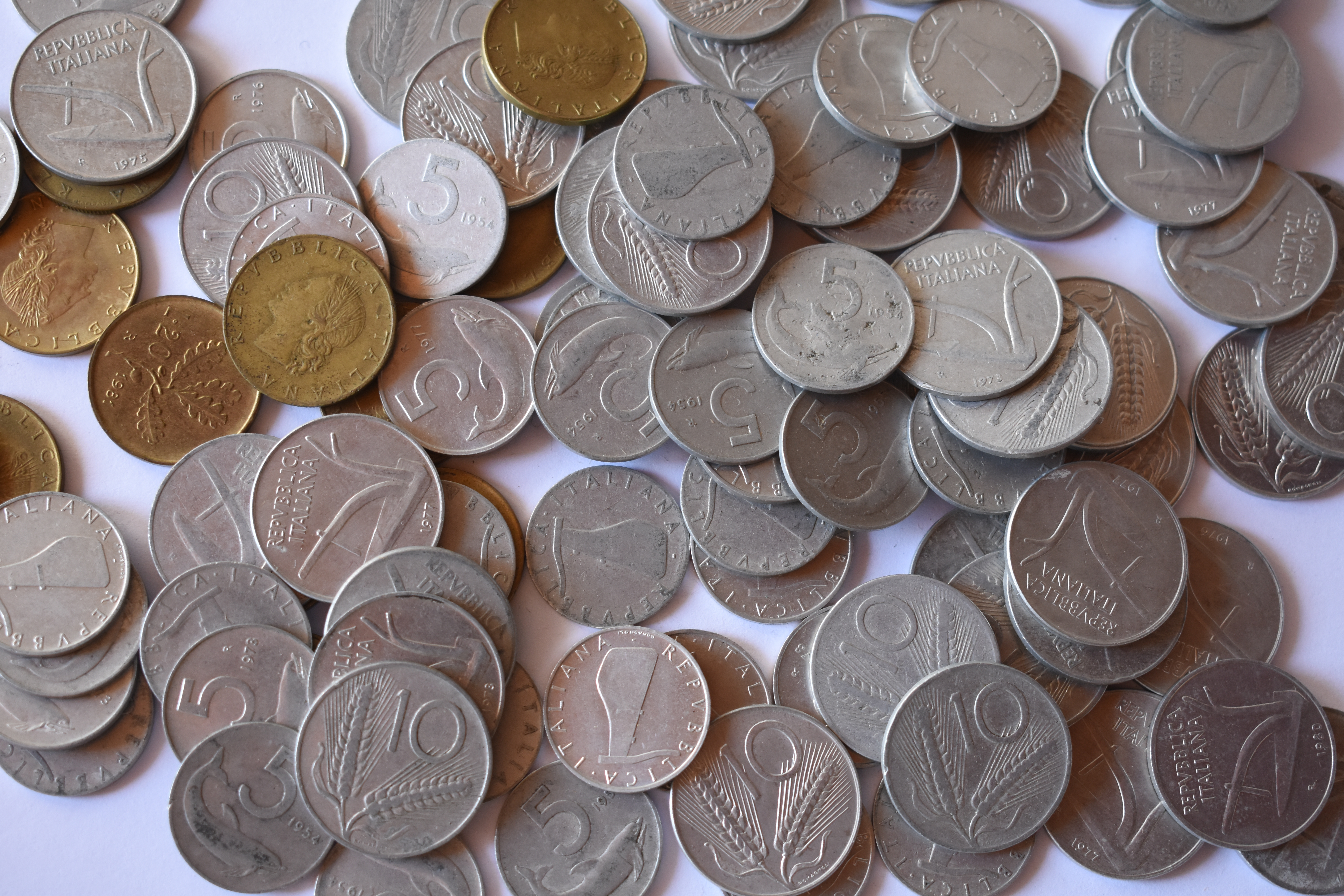 Italian coins: 5, 10, and 20 lire. Minted from 1946 to 2001 (20 lire, from 1957).